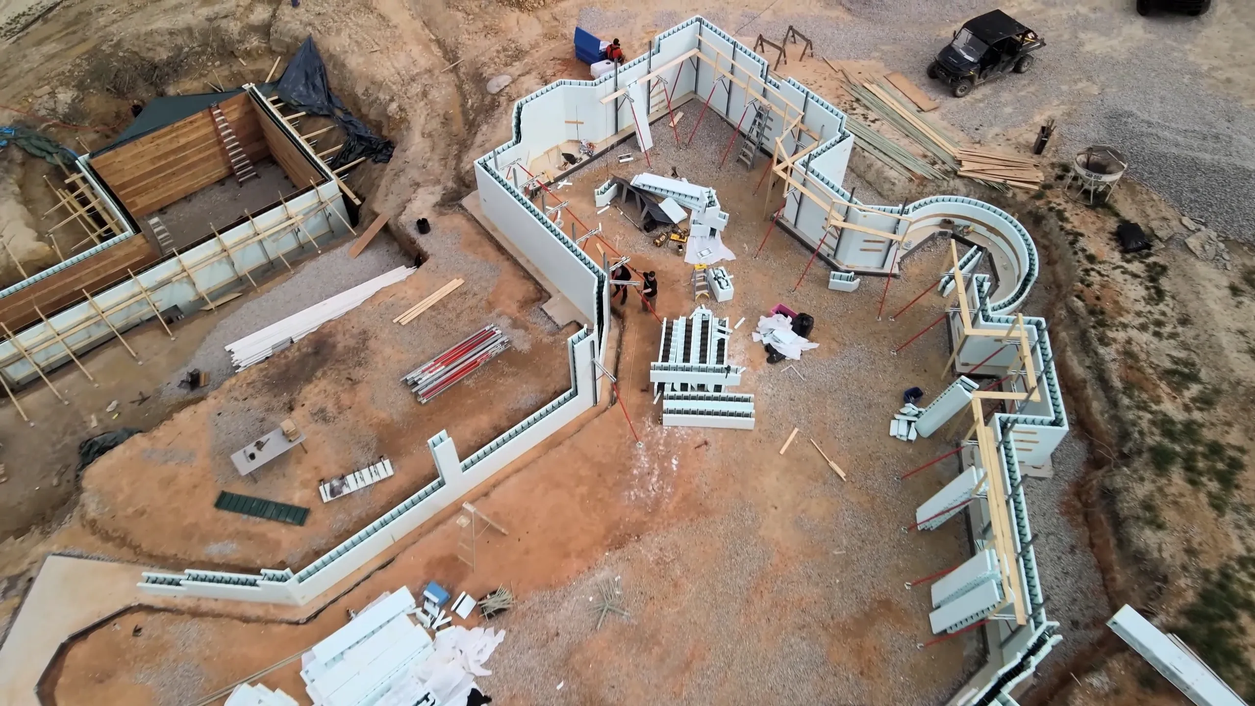 Bealy Hill House during construction